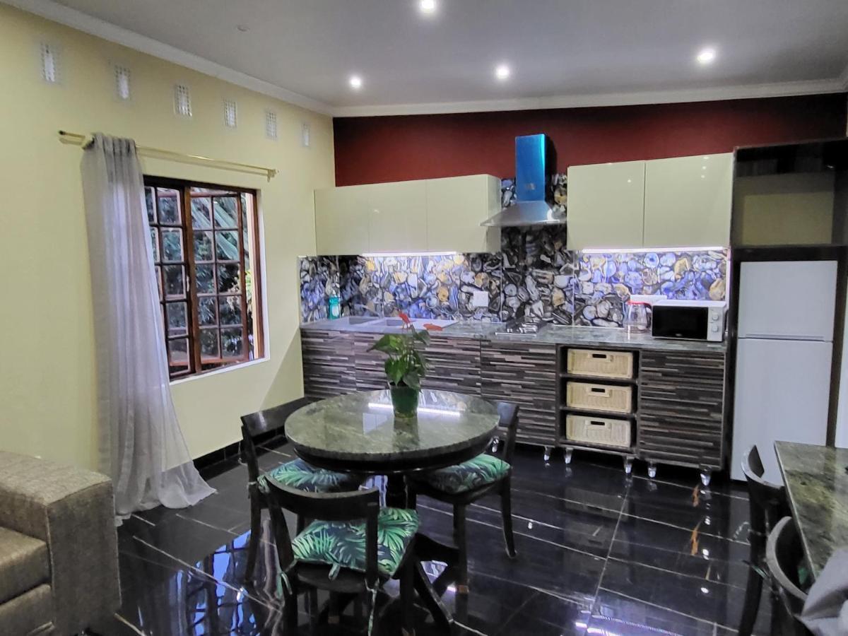 Gem Of Manor Drive Aparthotel Durban Eksteriør bilde