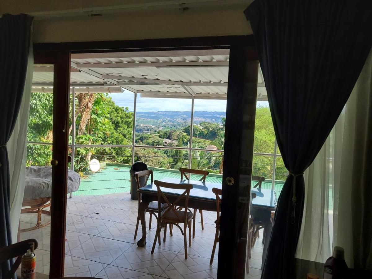 Gem Of Manor Drive Aparthotel Durban Eksteriør bilde